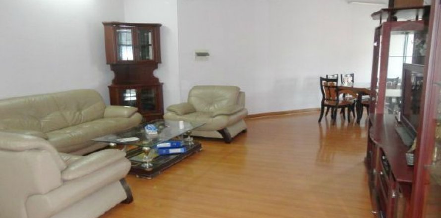 3 bedrooms Apartment in Cau Giay, Ha Noi,  No. 8103
