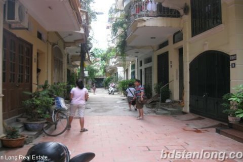 4 bedrooms House in Ba Dinh, Ha Noi,  No. 8100 8