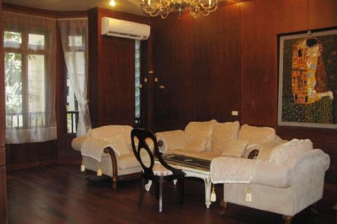 3 bedrooms Villa in Tay Ho, Ha Noi, No. 7319 13