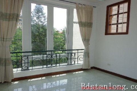 5 bedrooms House in Tay Ho, Ha Noi, No. 8692 8