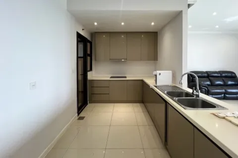 4 bedrooms Apartment in Ho Chi Minh,  No. 27527 6