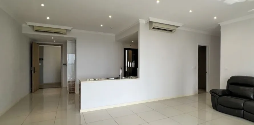 4 bedrooms Apartment in Ho Chi Minh,  No. 27527