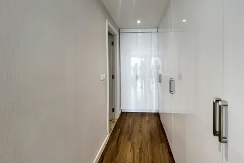 4 bedrooms Apartment in Ho Chi Minh,  No. 27527 8