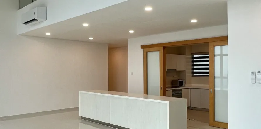 5 bedrooms Duplex in Thu Duc, Ho Chi Minh, No. 27526