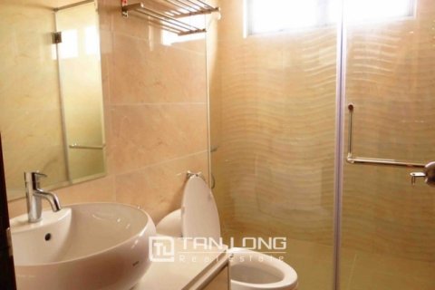 3 bedrooms Apartment in Dong Da, Ha Noi, No. 4022 9