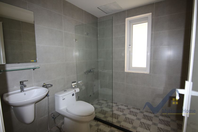 4 bedrooms Villa in Long Bien, Ha Noi, Vietnam No. 19201
