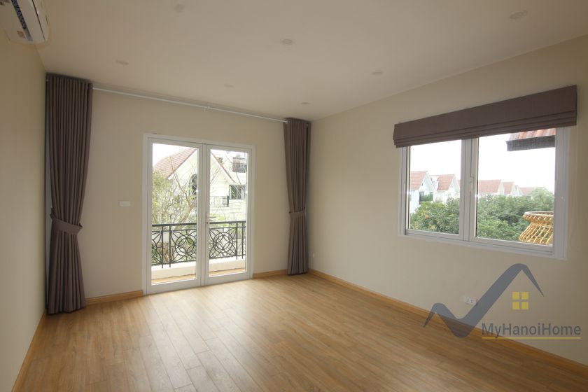 4 bedrooms Villa in Long Bien, Ha Noi, Vietnam No. 19201