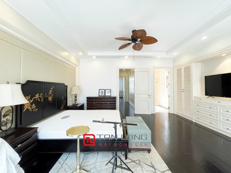 4 bedrooms Villa in Long Bien, Ha Noi, Vietnam No. 2170