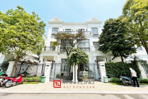 4 bedrooms Villa in Long Bien, Ha Noi, No. 2170