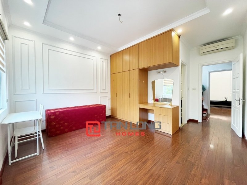 3 bedrooms Villa in Long Bien, Ha Noi, Vietnam No. 2167