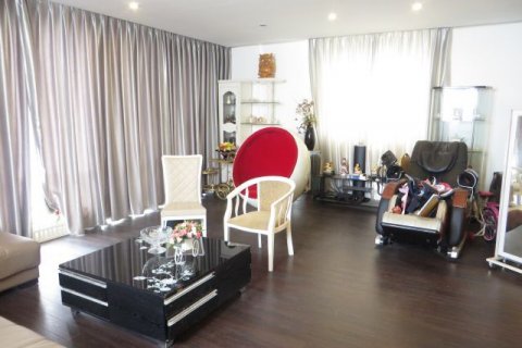 2 bedrooms Apartment in Hai Ba Trung, Ha Noi,  No. 5662