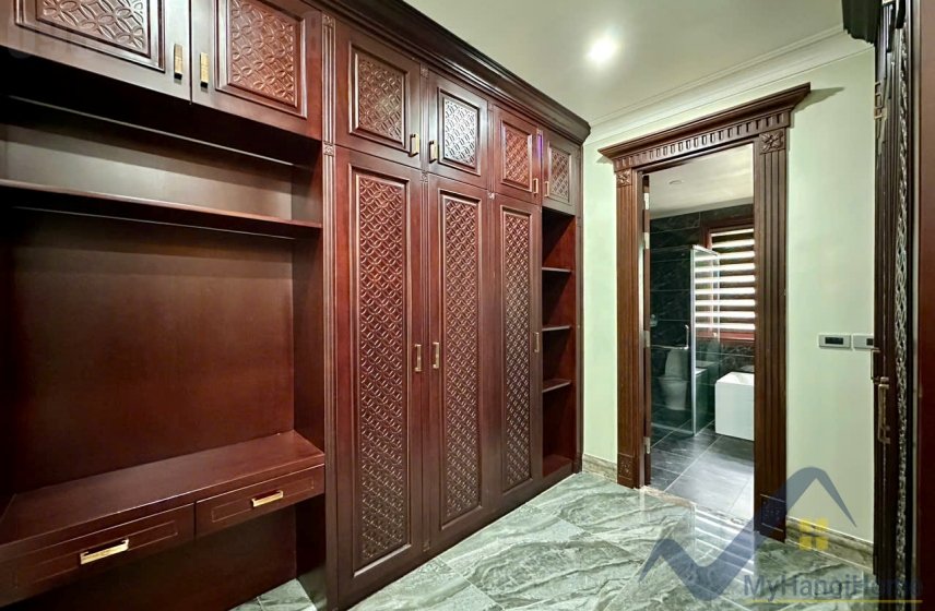 4 bedrooms Villa in Ha Noi, Vietnam No. 26383