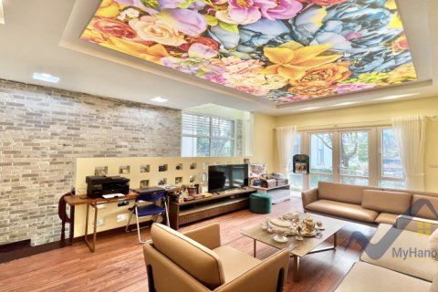 5 bedrooms Villa in Tay Ho, Ha Noi, No. 18901 6