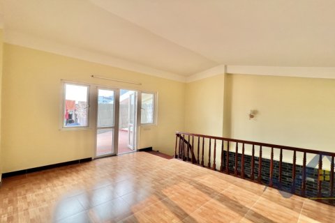 5 bedrooms Villa in Tay Ho, Ha Noi, No. 18901 20