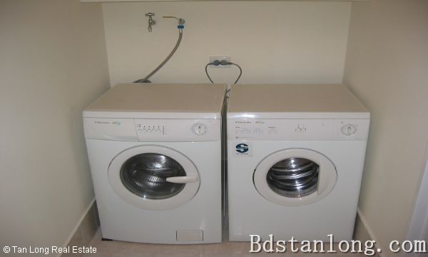 Квартира с 3 спальнями в Намтыльем, Ханой, Вьетнам № 8469