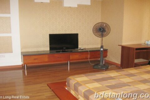 3 bedrooms Apartment in Dong Da, Ha Noi, No. 8244 13
