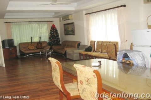 2 bedrooms Apartment in Dong Da, Ha Noi,  No. 8245 4