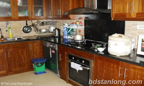 3 bedrooms Apartment in Ba Dinh, Ha Noi, Vietnam No. 8246