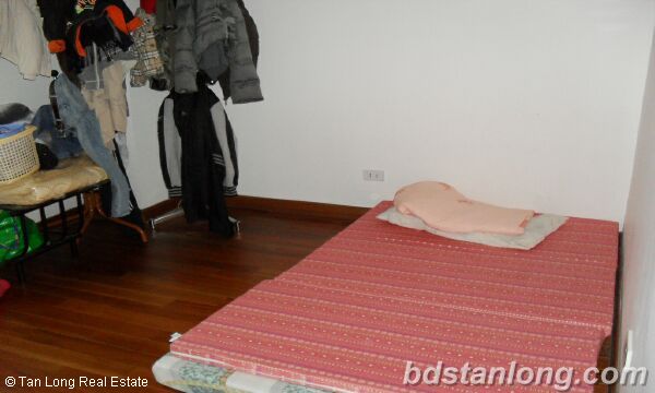 3 bedrooms Apartment in Ba Dinh, Ha Noi, Vietnam No. 8246