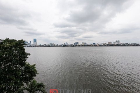 3 bedrooms Apartment in Tay Ho, Ha Noi, No. 18736 2