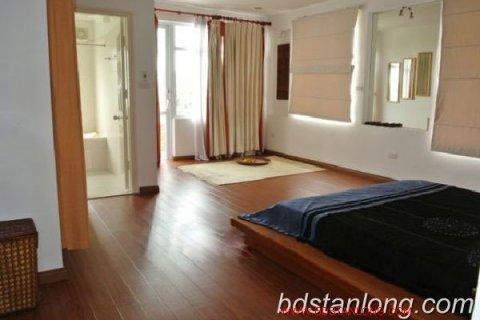 4 bedrooms Villa in Tay Ho, Ha Noi, No. 8769 9