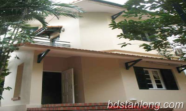 4 bedrooms Villa in Tay Ho, Ha Noi, Vietnam No. 8771