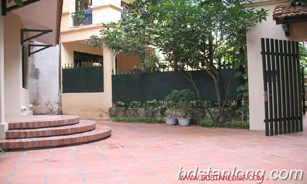 4 bedrooms Villa in Tay Ho, Ha Noi, Vietnam No. 8771