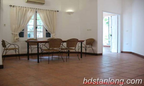 4 bedrooms Villa in Tay Ho, Ha Noi, Vietnam No. 8771