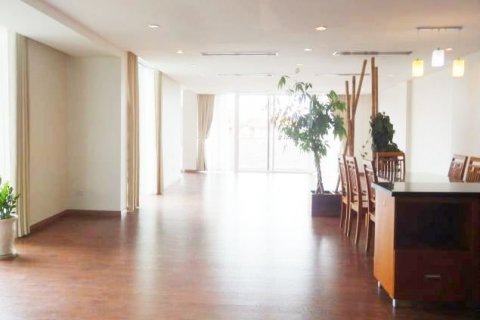 3 bedrooms Apartment in Tay Ho, Ha Noi, No. 5242