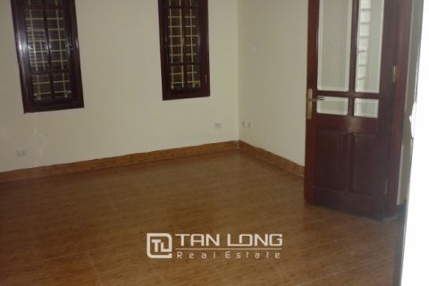 4 bedrooms House in Nam Tu Liem, Ha Noi,  No. 4695 5