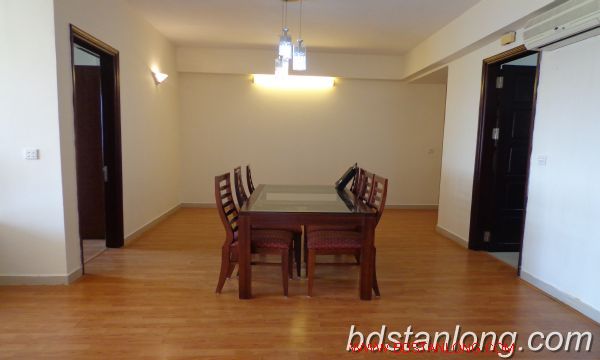 4 bedrooms Villa in Tay Ho, Ha Noi, Vietnam No. 3810