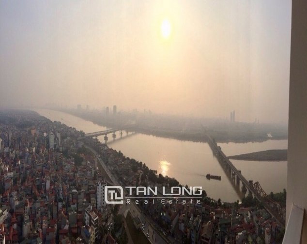 3 bedrooms Apartment in Long Bien, Ha Noi, Vietnam No. 3811