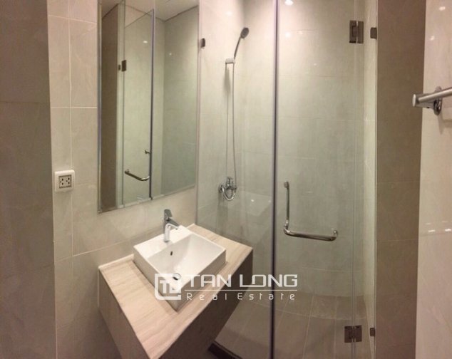 3 bedrooms Apartment in Long Bien, Ha Noi, Vietnam No. 3811