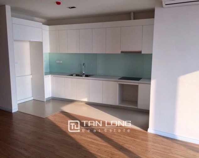 3 bedrooms Apartment in Long Bien, Ha Noi, Vietnam No. 3811