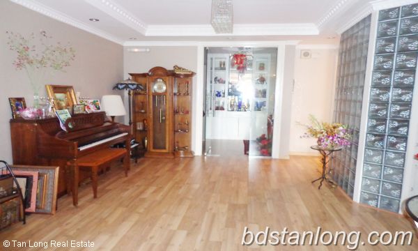 3 bedrooms Apartment in Bac Tu Liem, Ha Noi, Vietnam No. 8143