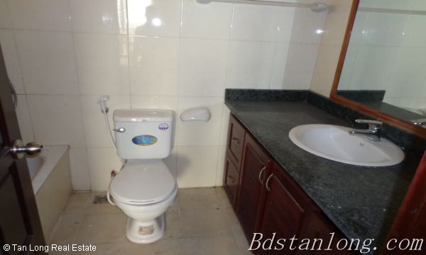 3 bedrooms Apartment in Bac Tu Liem, Ha Noi, Vietnam No. 8139