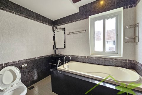 4 bedrooms Villa in Nha Trang, No. 27830 19