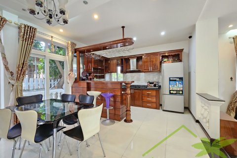 4 bedrooms Villa in Nha Trang, No. 27830 5