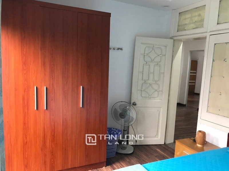Квартира с 3 спальнями в Тэйхо, Ханой, Вьетнам № 2657