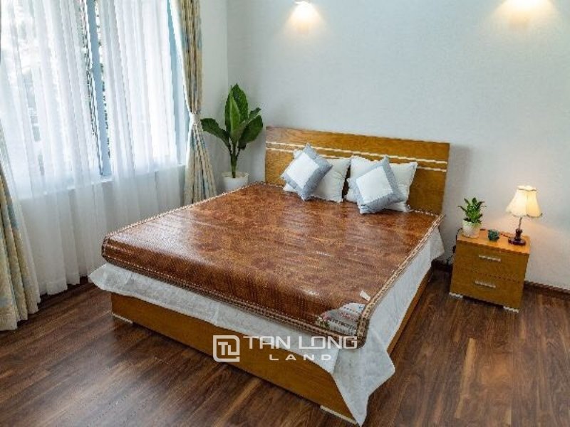 Квартира с 3 спальнями в Тэйхо, Ханой, Вьетнам № 2657