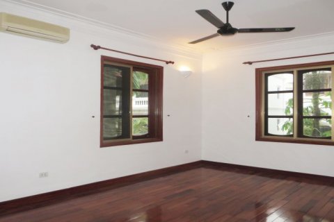 6 bedrooms Villa in Tay Ho, Ha Noi, No. 20315 11