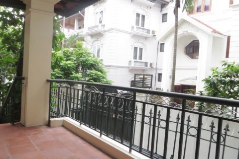 6 bedrooms Villa in Tay Ho, Ha Noi, No. 20315 2