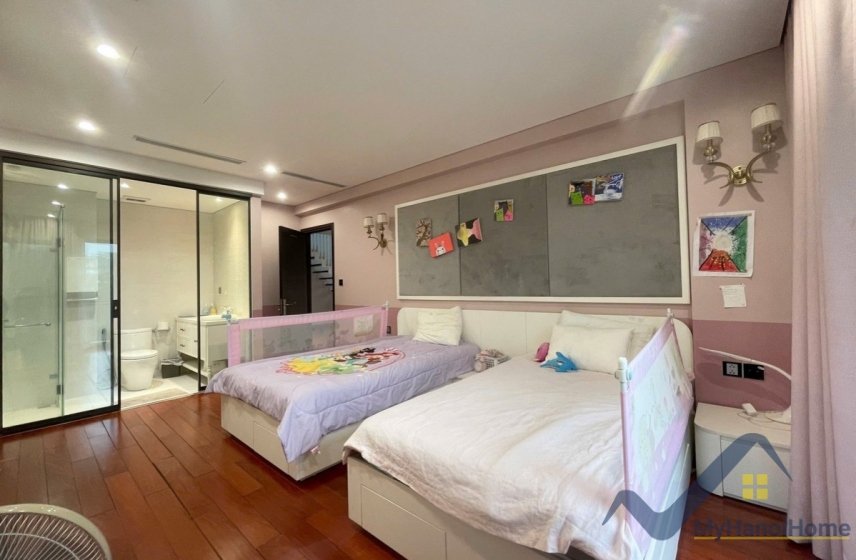 4 bedrooms Villa in Long Bien, Ha Noi, Vietnam No. 20313