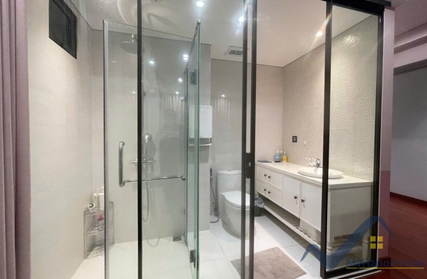 4 bedrooms Villa in Long Bien, Ha Noi, Vietnam No. 20313