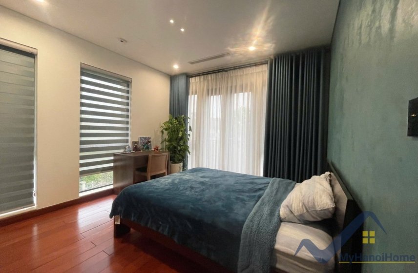 4 bedrooms Villa in Long Bien, Ha Noi, Vietnam No. 20313