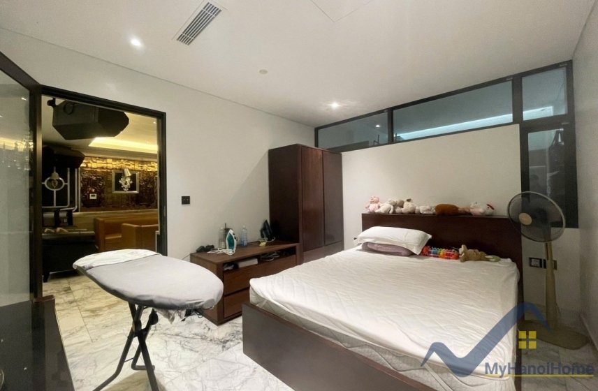 4 bedrooms Villa in Long Bien, Ha Noi, Vietnam No. 20313