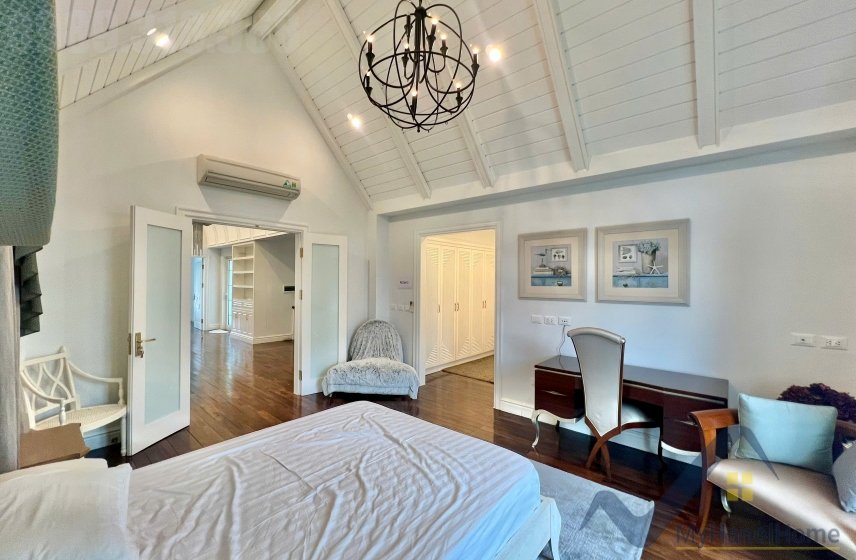 3 bedrooms Villa in Long Bien, Ha Noi, Vietnam No. 26476