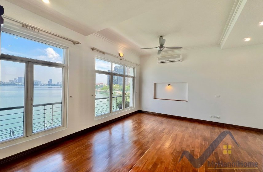 4 bedrooms Villa in Tay Ho, Ha Noi, Vietnam No. 26478