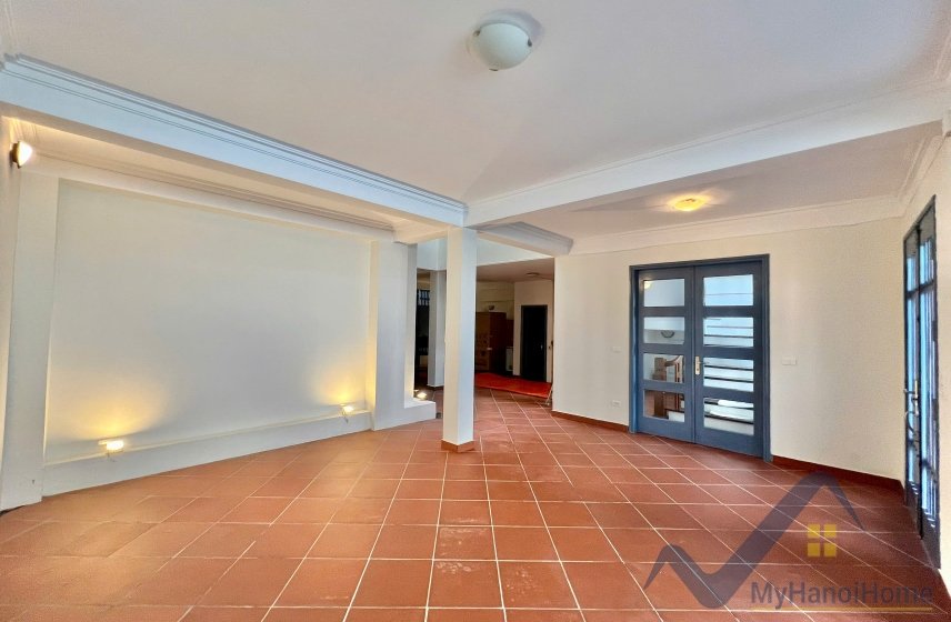 4 bedrooms Villa in Tay Ho, Ha Noi, Vietnam No. 26478