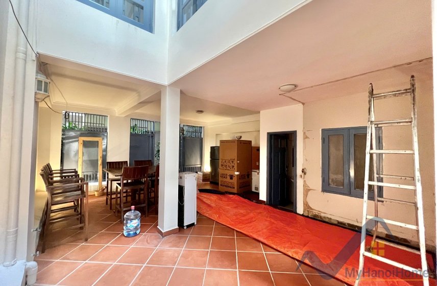 4 bedrooms Villa in Tay Ho, Ha Noi, Vietnam No. 26478
